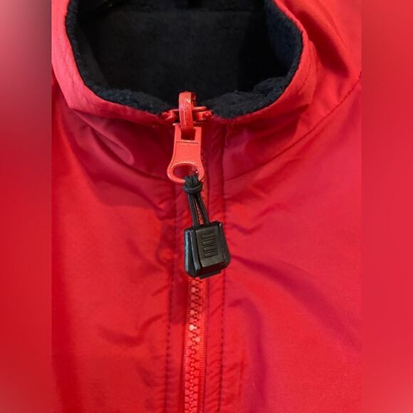 Dooney & Bourke Sz M Red Nylon & Fleece Sleeveless Front Zipper layer Vest - Picture 3 of 10